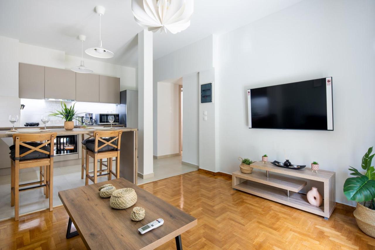 Astrea 1- Bedroom In דירה *